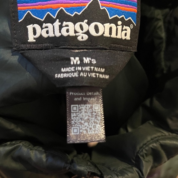 Patagonia Men’s Nano Puff Jacket - Picture 4 of 9